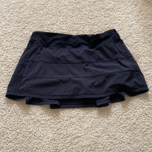 Lululemon black skirt